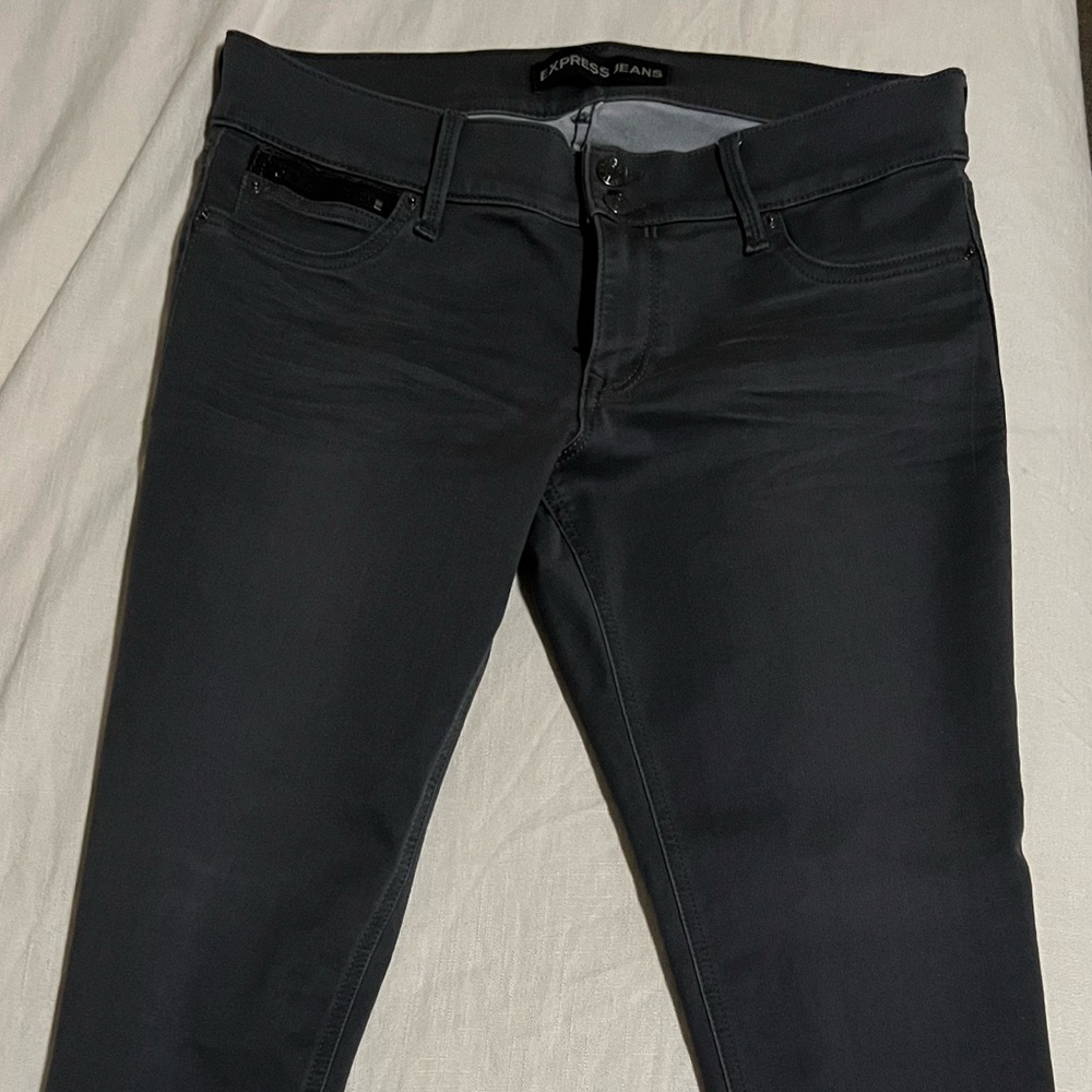 Express ankle pant. Stella low rise